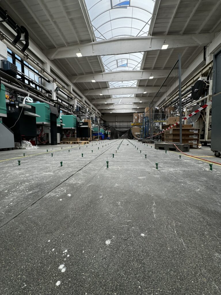  Dodávateľ automobilových komponentov